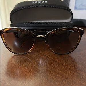 Women’s vogue sunglasses